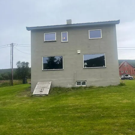 Semesterbostad House By The Sea